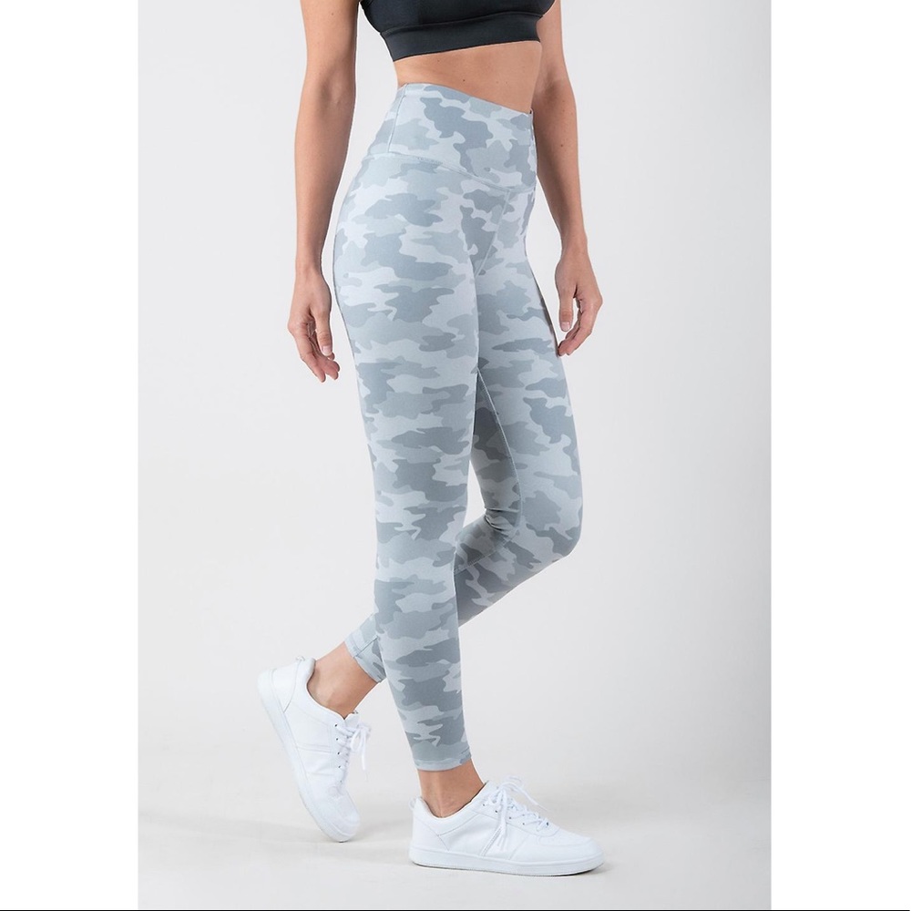 Kyodan High Waisted Running Leggings in Grey White Camo Size Medium like NWOT